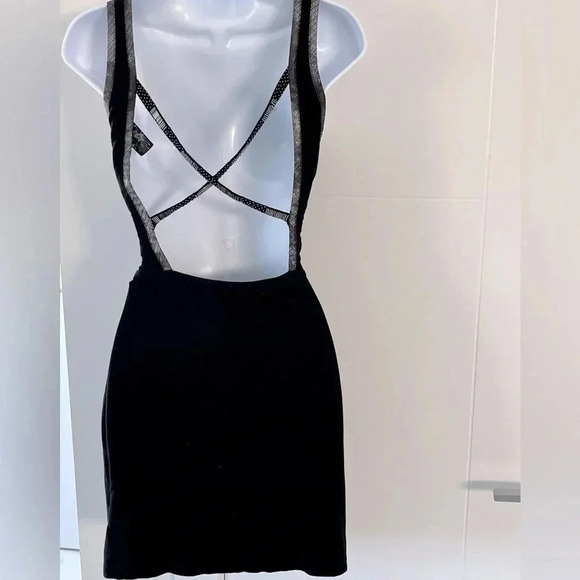Guess/ Front zip/ Back beaded detail/ Black body con dress/  Mini/ Size US M - Picture 4 of 16